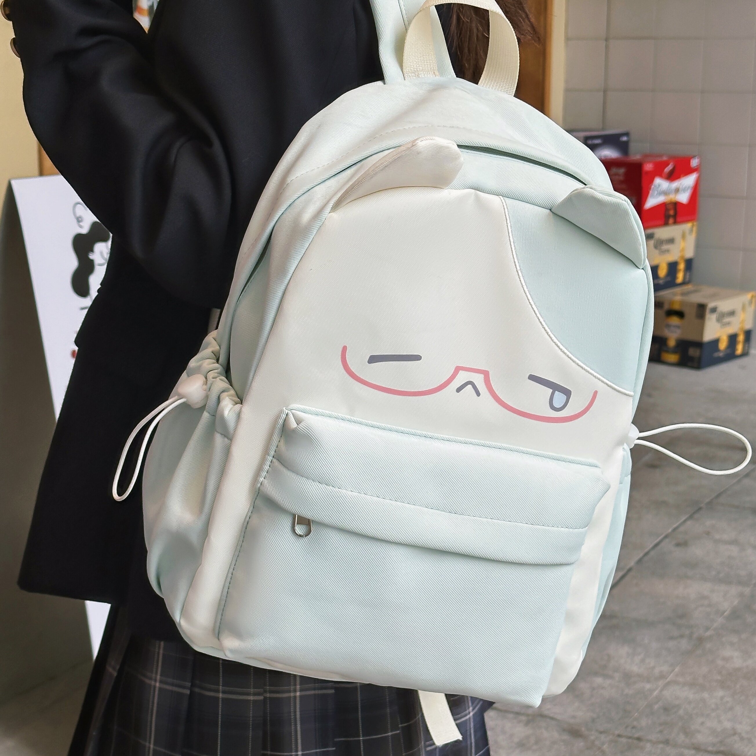 书包初中生2026新款女生ins风高颜值轻便双肩包可爱小学生背包女