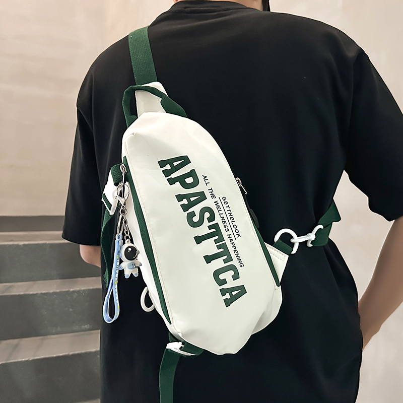 放手机胸包男运动风尼龙户外骑行