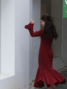 红色鱼尾连衣裙礼服女春 收腰改良旗袍长款 喵吉复古国风新中式 长袖