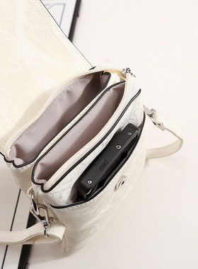 大容量手机包零钱多功能高级感通勤小包包2026女百搭单肩斜挎包