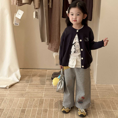 2025秋季新款童装 韩版童装 女童可爱毛衣开衫 儿童针织毛衣外套