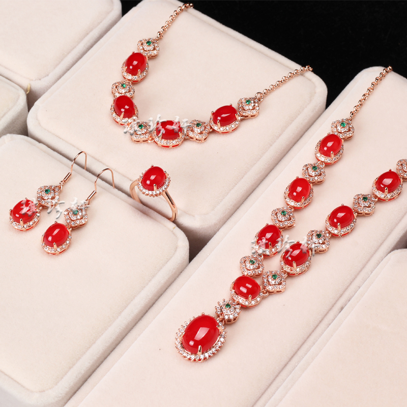 玉髓天然玛瑙镶嵌女款四件套装