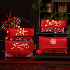 Marriage red envelope change fee结婚红包袋一万元敬茶改口费