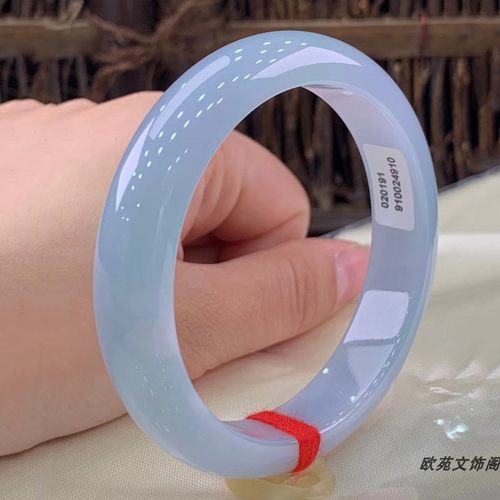 周大f福缅甸翡翠玉手镯老坑春彩手镯淡紫罗兰贵妃镯子冰糯种飘紫