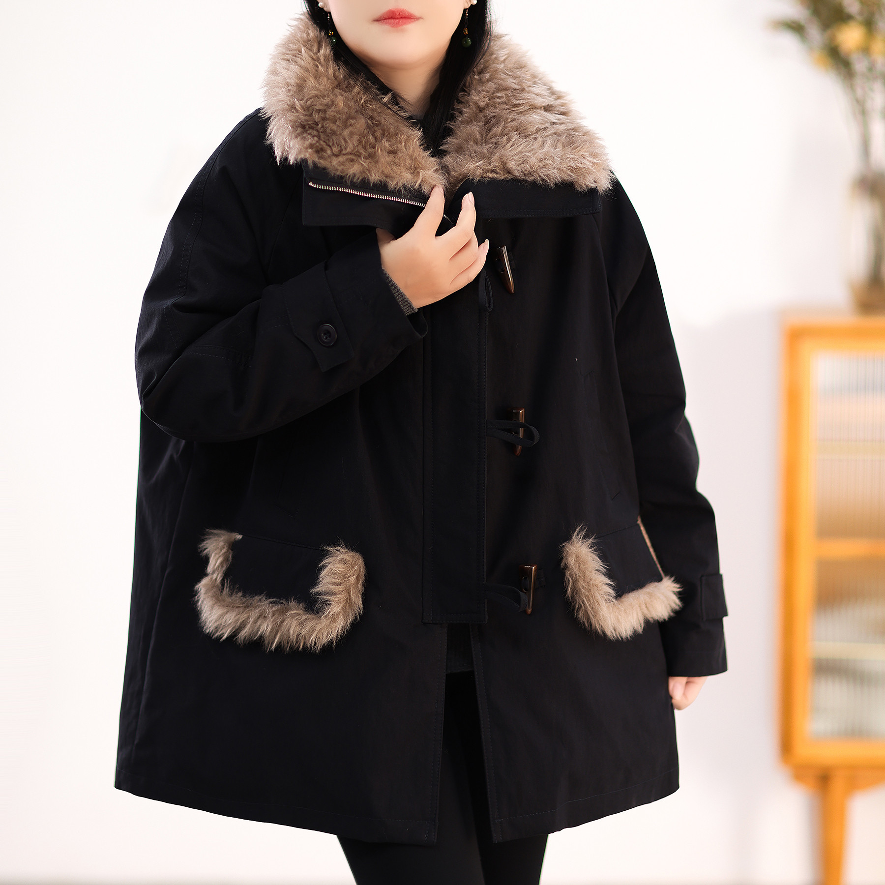 绿素棉 冬装羽绒派克服女鸭绒 牛角扣中长外套宽松大码翻领毛茸茸,女装/女士精品,羽绒服,淘宝优惠券,粉丝福利购,淘宝优惠卷