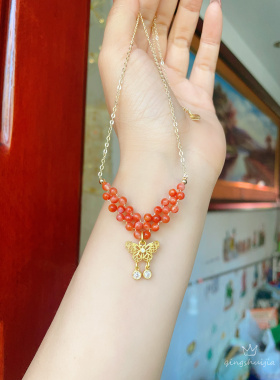 天然南红玛瑙蝴蝶项链女燕尾蝶吊坠轻奢小众时尚百搭配饰