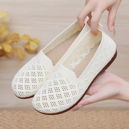 春秋季新款妈妈鞋软底舒适休闲鞋