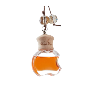 车载香水挂件持久淡香精油汽车用香氛男香薰女专用挂式吊坠高档