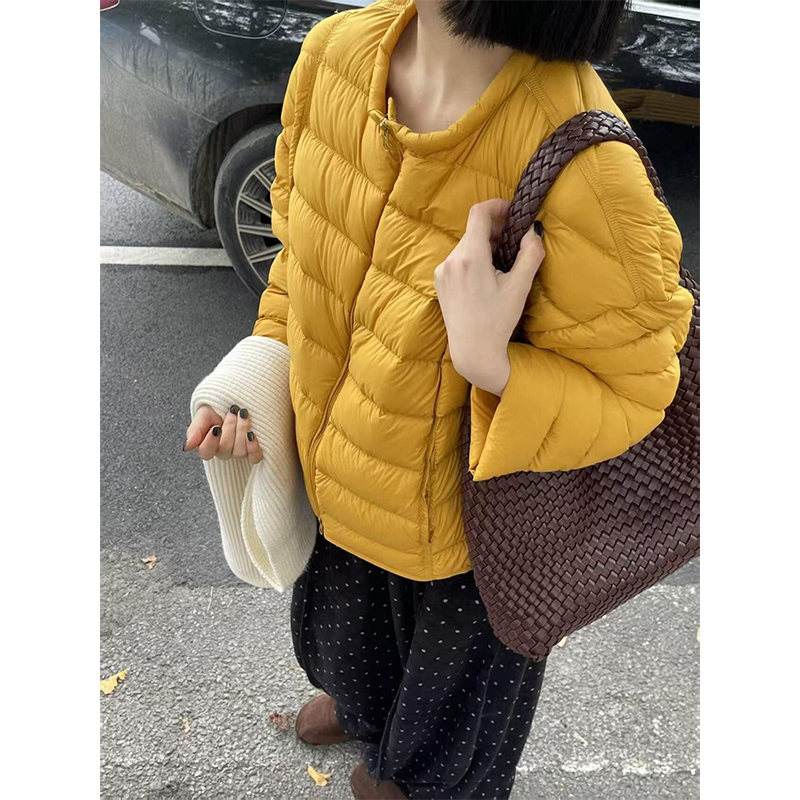 超好看轻薄排骨羽绒棉服