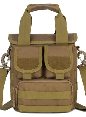 户外战术路亚包男士多功能迷彩手提包运动斜挎包防水耐磨单肩包男