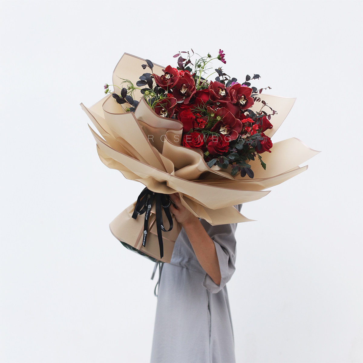 洛施美嘉 拾雅高档红玫瑰鲜花速递同城配送深圳广州爱人长辈生日