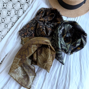 轻柔绵薄Liberty纯棉布方巾发带头巾腰巾暗色莫里斯花纹亲肤新品