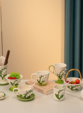 创意铃兰手捏花陶瓷家用居家套装高颜值咖啡杯水杯餐具卫生间用品