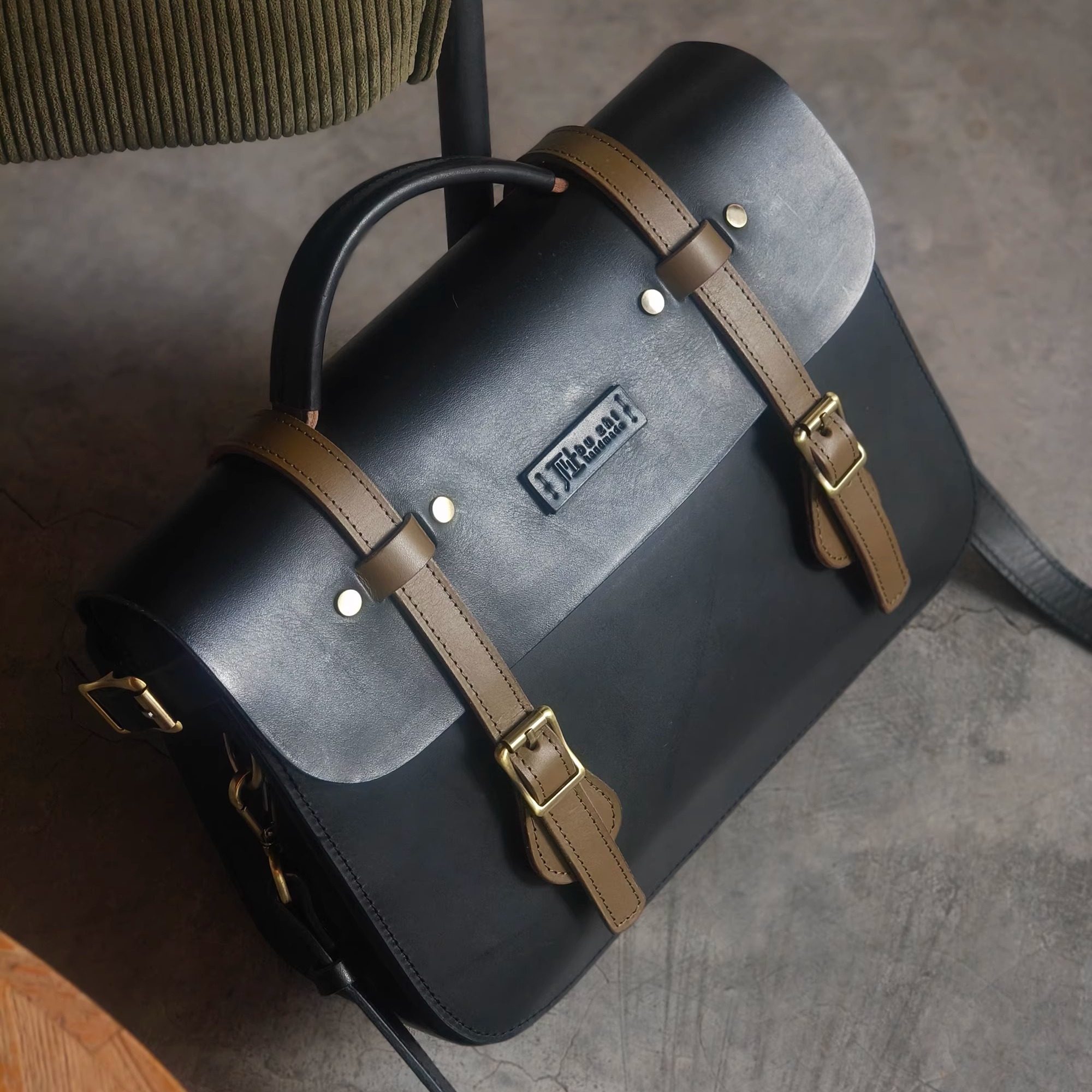 不止手作手工植鞣手提公文男女大容量旅行电脑包头层牛皮斜挎商务