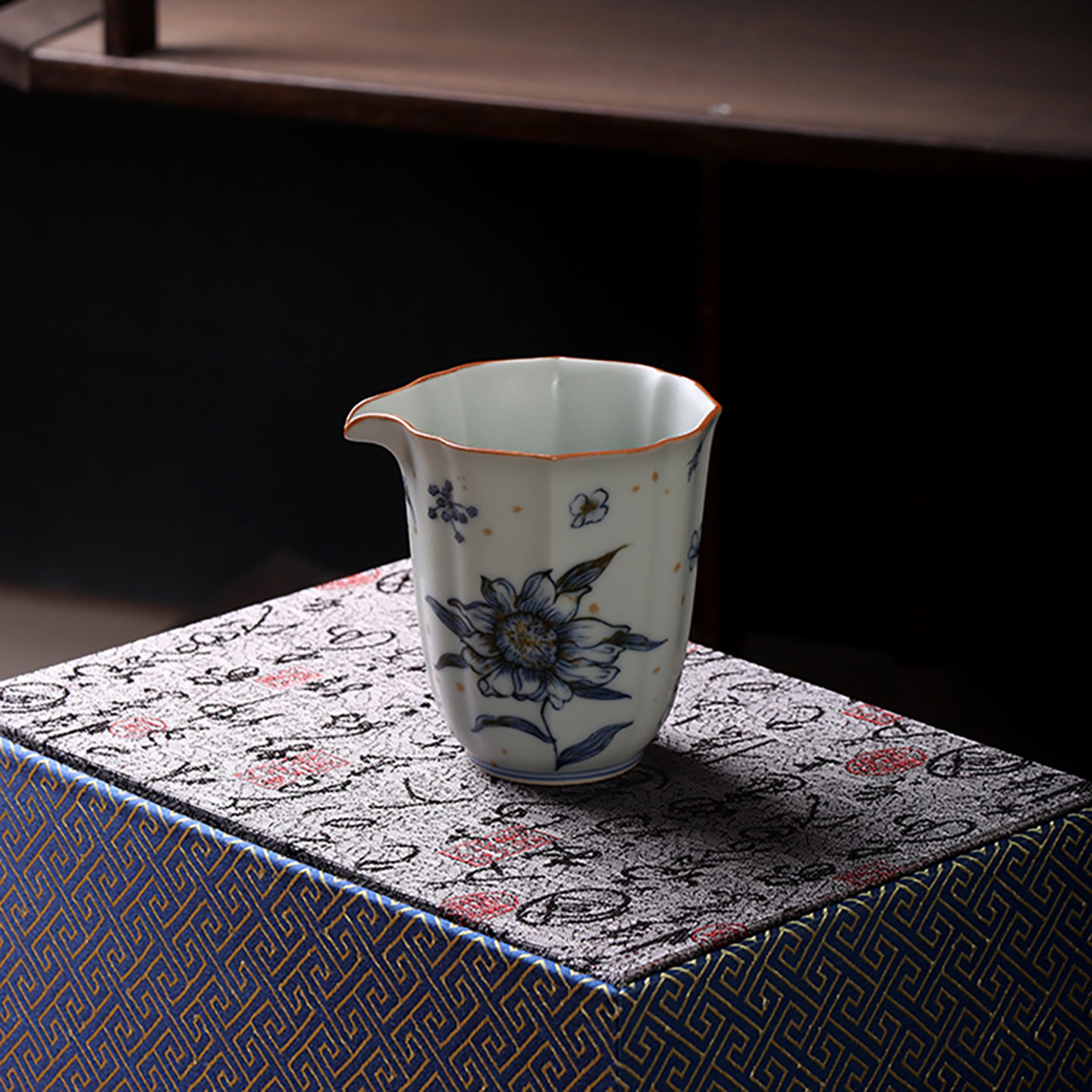 釉中彩青花瓷亚青手抓公道杯复古陶瓷公杯功夫茶具茶海泡茶分