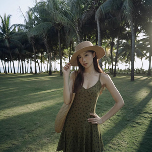 韩系松弛感叠穿碎花吊带连衣裙女夏季 绿色短裙子 气质收腰显瘦修身