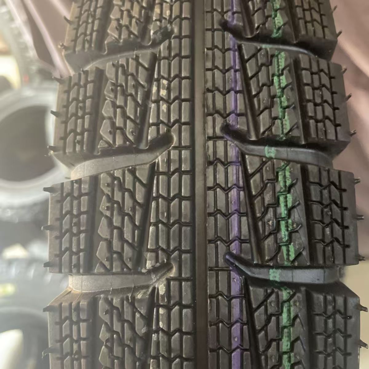 400-10电动车三轮四轮轮胎雪地胎