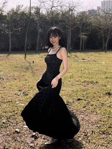 浮雕黑长裙新中式压花肌理感重工