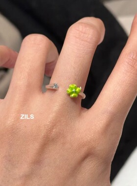 清冷感绿色四叶草星星戒指女款轻奢高级感指环小众简约百搭食指戒