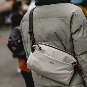 澳洲7L轻行胸包单肩包通勤休闲腰包男女斜挎包