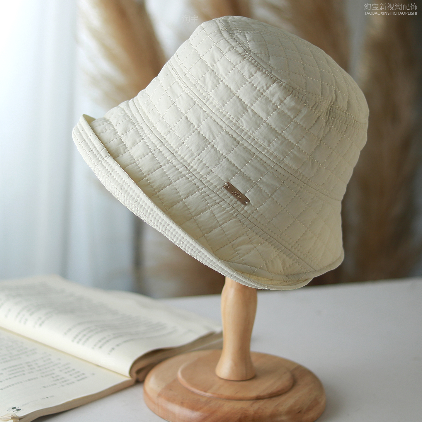 夹棉保暖帽冬季户外防风赫本风