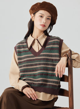 茵曼设计师马甲茵曼秋冬V领无袖背心女款外穿休闲百搭毛衣女宽松