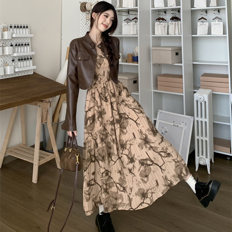 碎花吊带连衣裙女秋冬美拉德穿搭套装皮衣内搭长裙一整套早秋穿搭