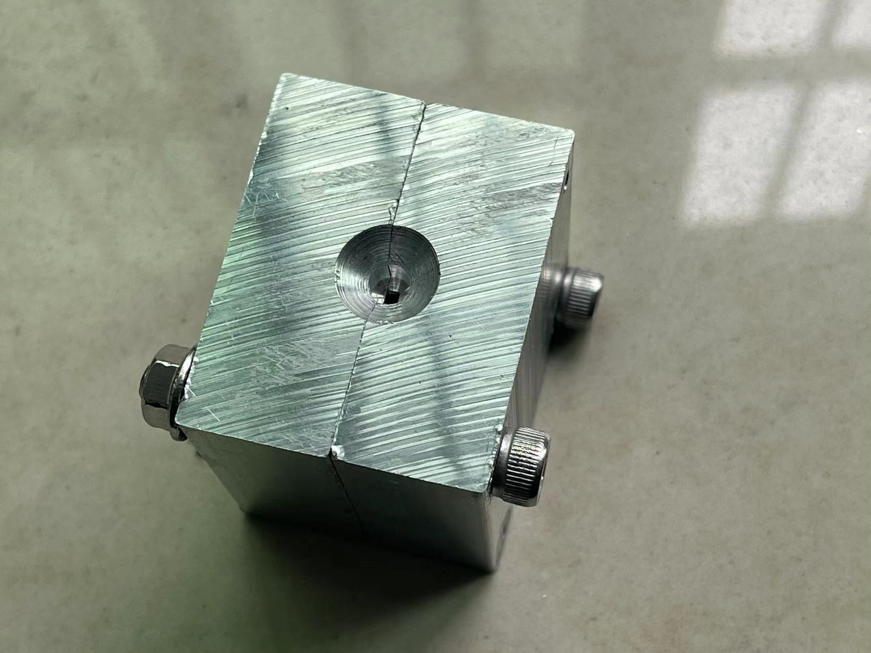 测试模具拉伸模具色板模具广告模具铝合金模具拉力测试模具可刻字