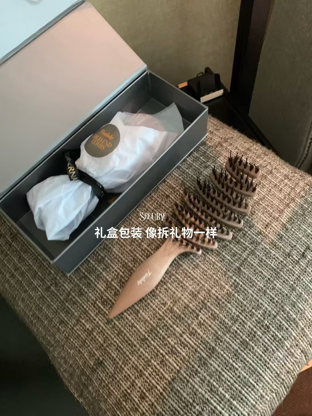 一勺甜seeubye梳子松塔猪鬃毛护发梳按摩头皮顺发蓬松女士专用梳图片