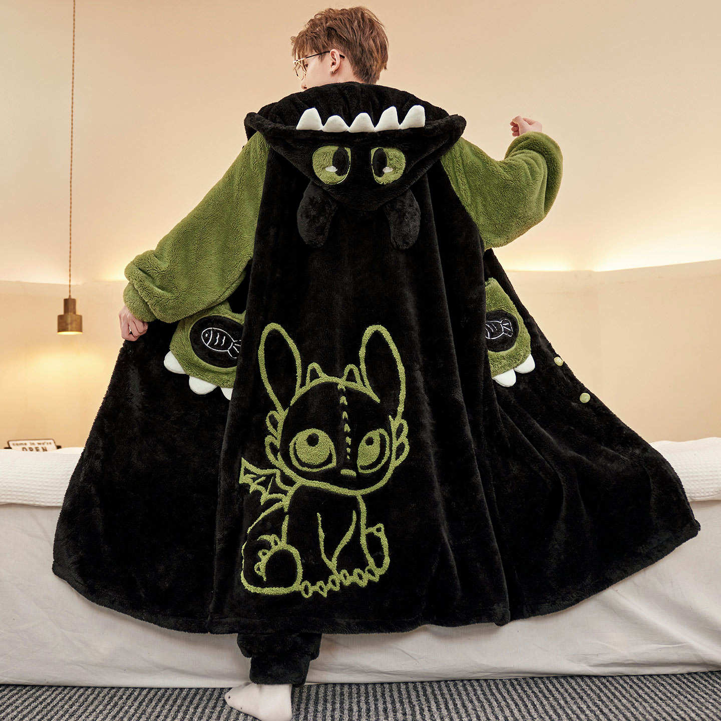 珊瑚绒男款冬加厚加绒睡袍无牙仔