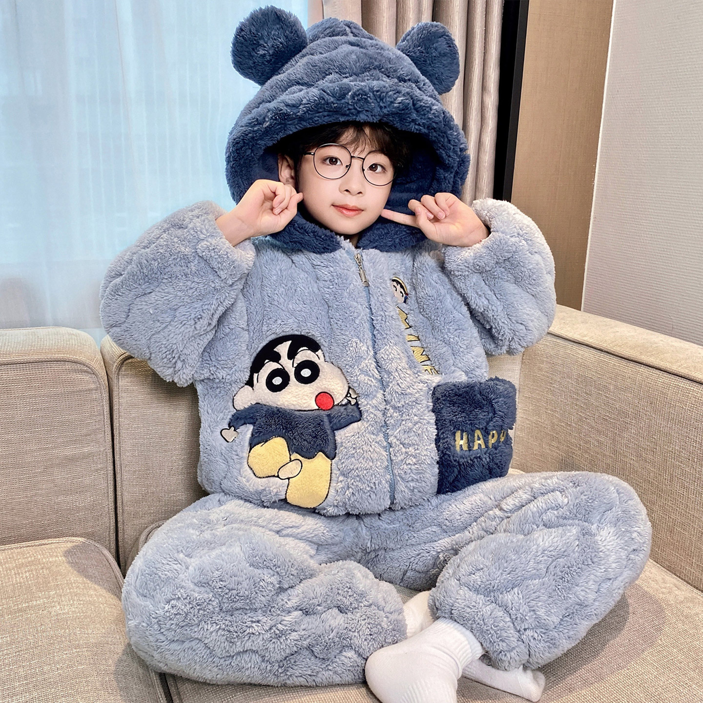 冬季男童三层夹棉蜡笔小新家居服