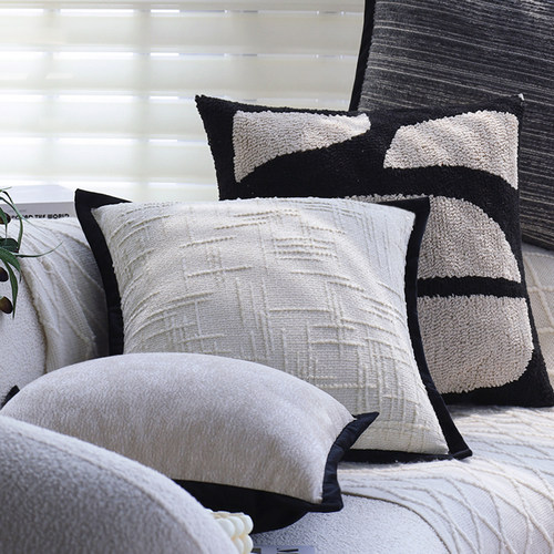 中古侘寂风抱枕黑白客厅沙发靠枕