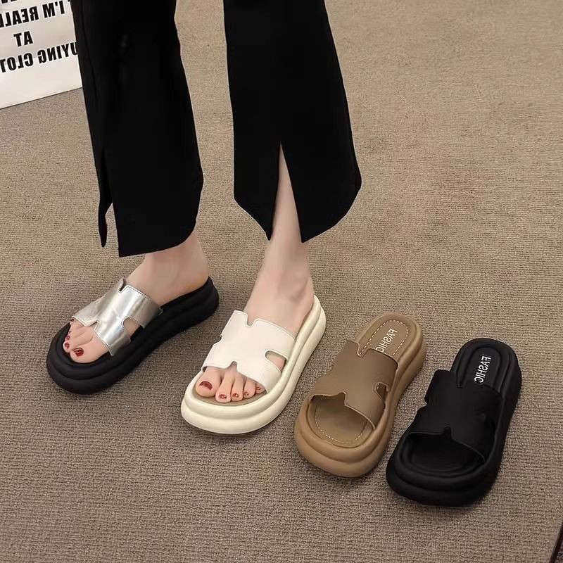 厚底一字拖鞋女夏外穿2026新款配裙子休闲高级感海边沙滩凉拖鞋子