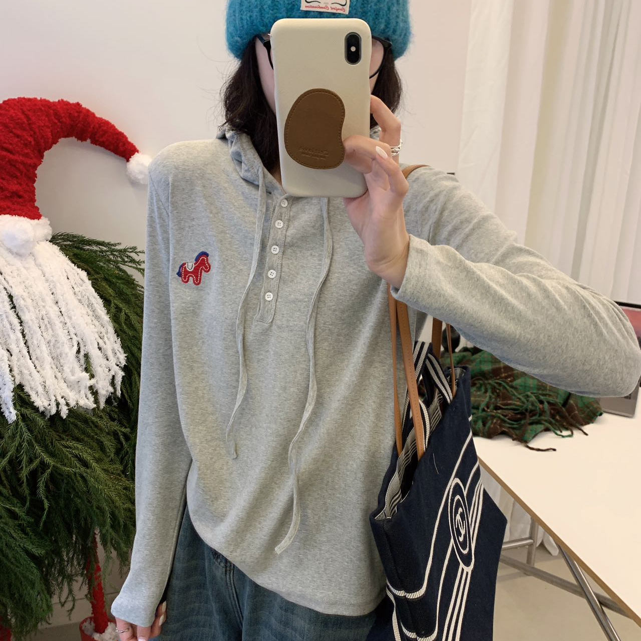 连帽纽扣打底帽衫T恤女长袖