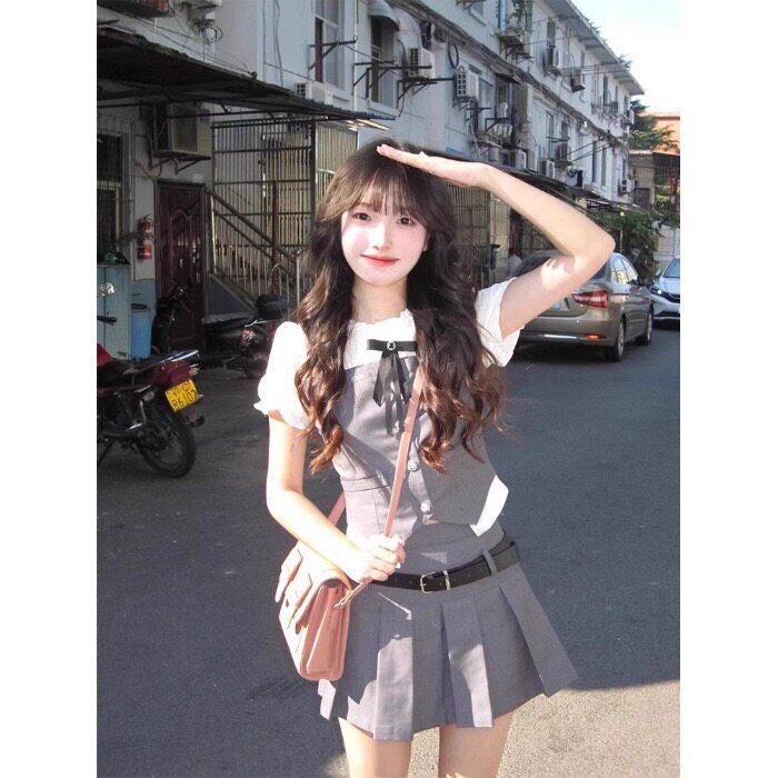 韩系甜美学院风设计感假两件衬衫拼接上衣纯欲显瘦百褶裙两件套装