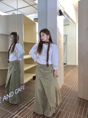 松弛时髦拉满不规则牛仔裤女