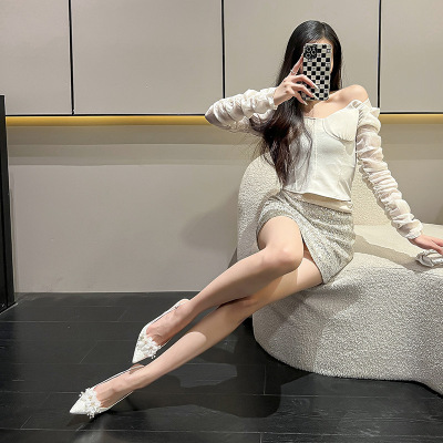 2025春夏新款高跟鞋细跟尖头韩版时尚百搭花朵包头后空凉鞋感