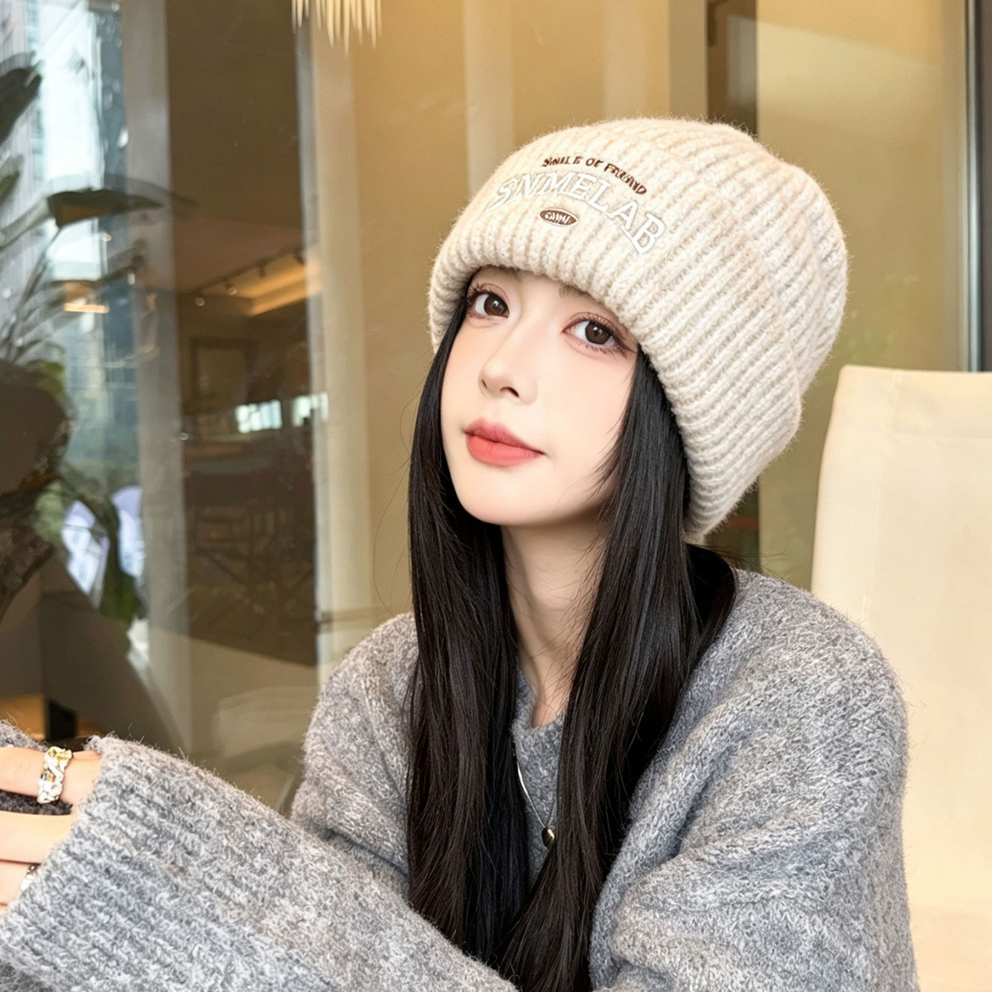 渐变色字母帽子女款2026新款秋冬大头围学生显脸小保暖针织毛线帽