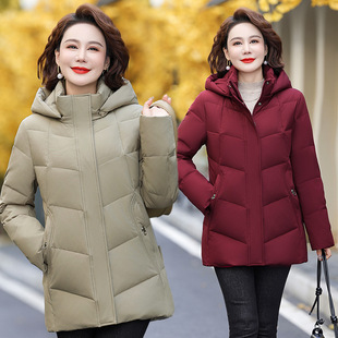 羽绒服女冬洋气妈妈装2025短款加厚连帽中老年女装喜婆婆外套