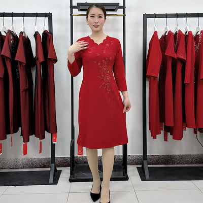 小个子中袖妈妈婚宴装