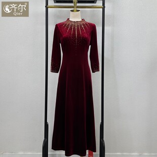 连衣裙大码 加长妈妈装 婚宴高端礼服金丝绒喜婆婆旗袍敬酒服2025款