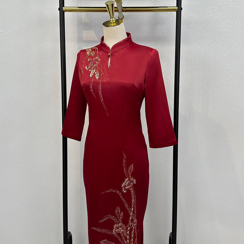 高端喜婆婆婚宴装结婚礼服高贵2025新款年轻妈妈缎面旗袍喜服春秋