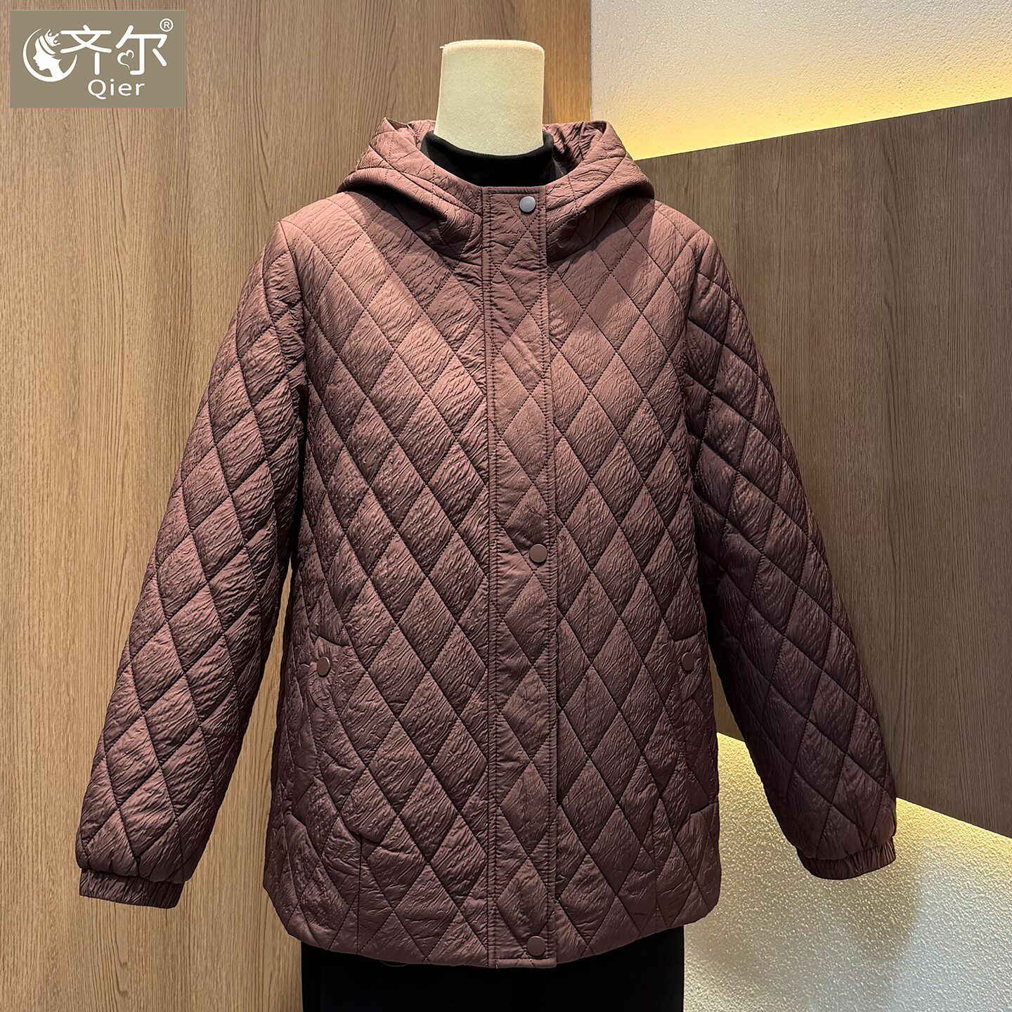 品牌休闲连帽棉服女中老年妈妈装时尚洋气棉衣2026冬季加厚外套
