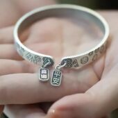 铜塑镀银仿古手镯满噔噔招财猫国风开口实心吉言手环平安喜乐手镯