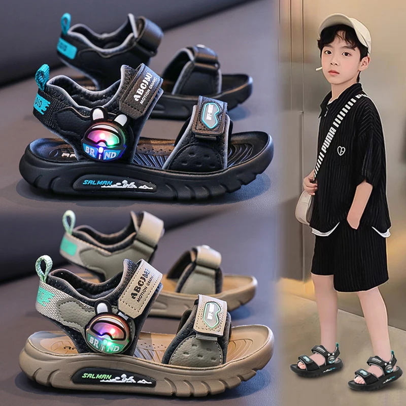 亮灯凉鞋男童2025新款夏季帅气软底防滑沙滩鞋儿童运动凉拖鞋男孩