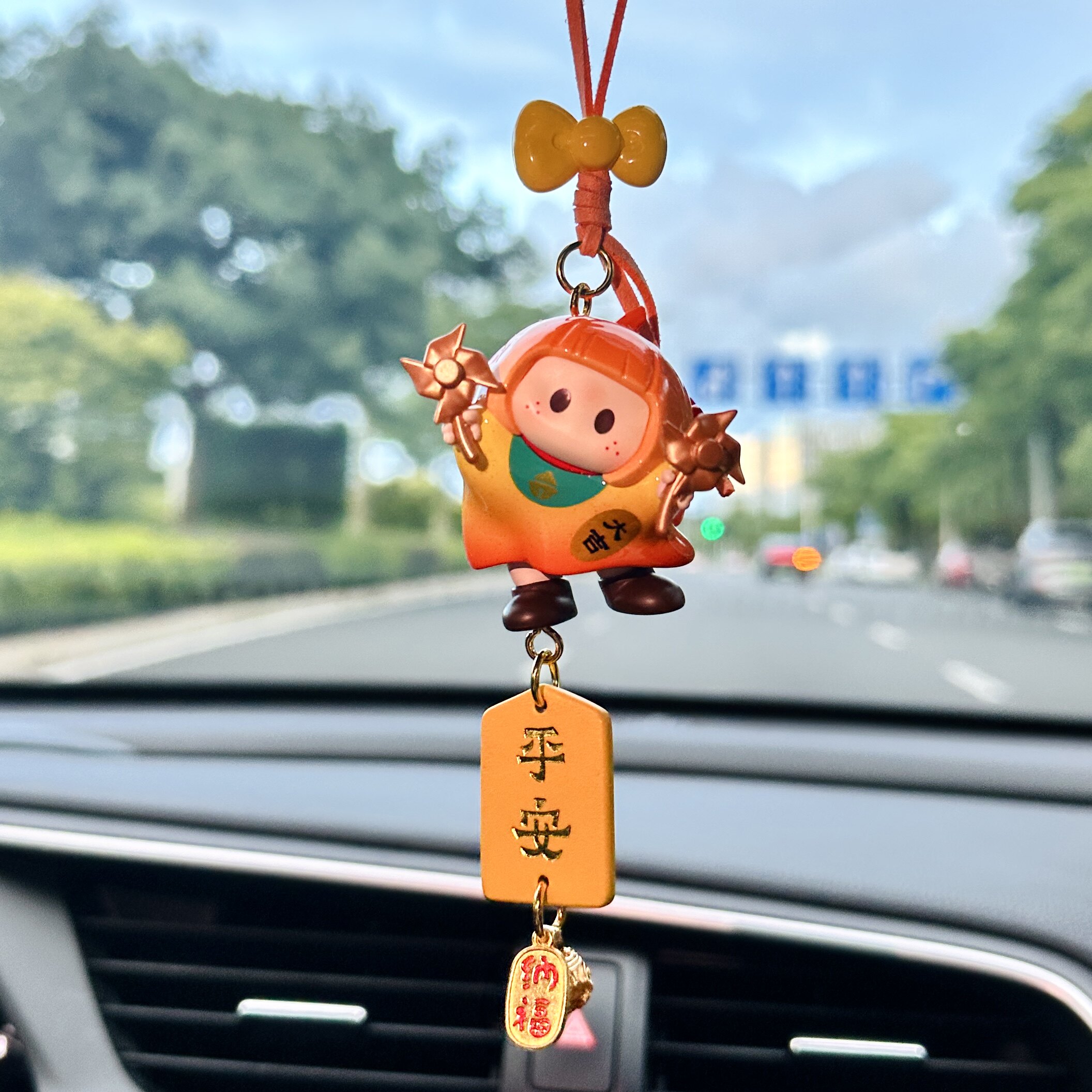 正版yoyo酱车挂件保平安 后视镜挂饰车载公仔饰品摩托车配饰手工