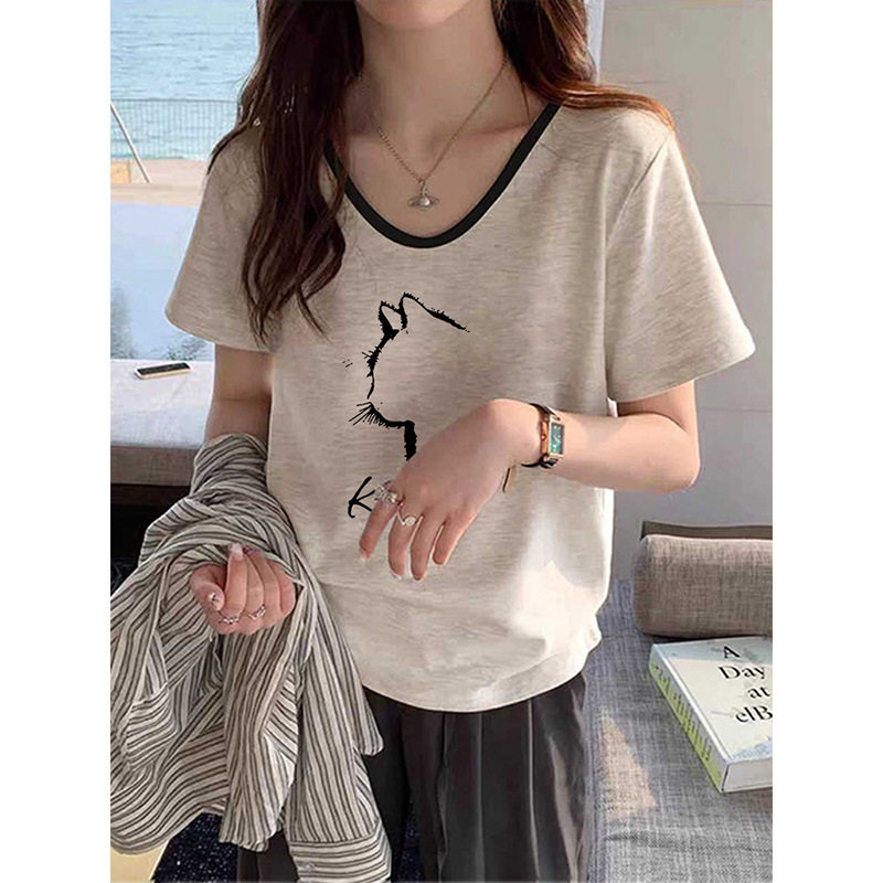 撞色V领短袖T恤女装2026新款春夏季设计感小众时尚减龄显瘦上衣潮