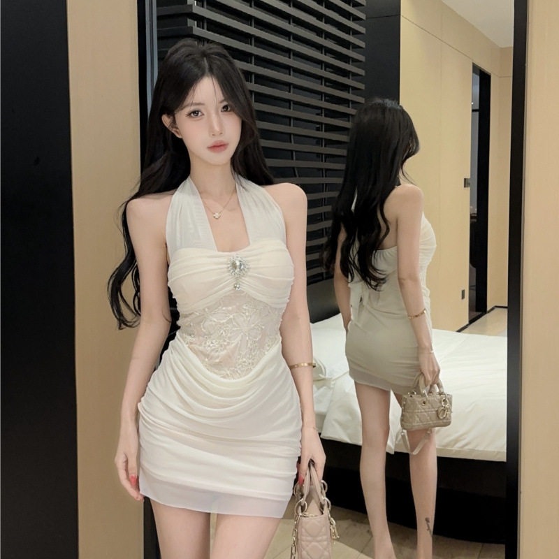 0037辣妹纯欲风修身显瘦挂脖连衣裙女夜店蹦迪短裙气质技师工作服