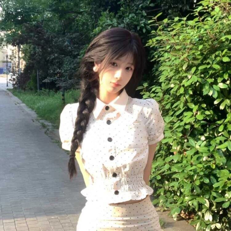夏装搭配一整套小香风连衣裙女冷淡风盐系穿搭小个子miu系套装裙