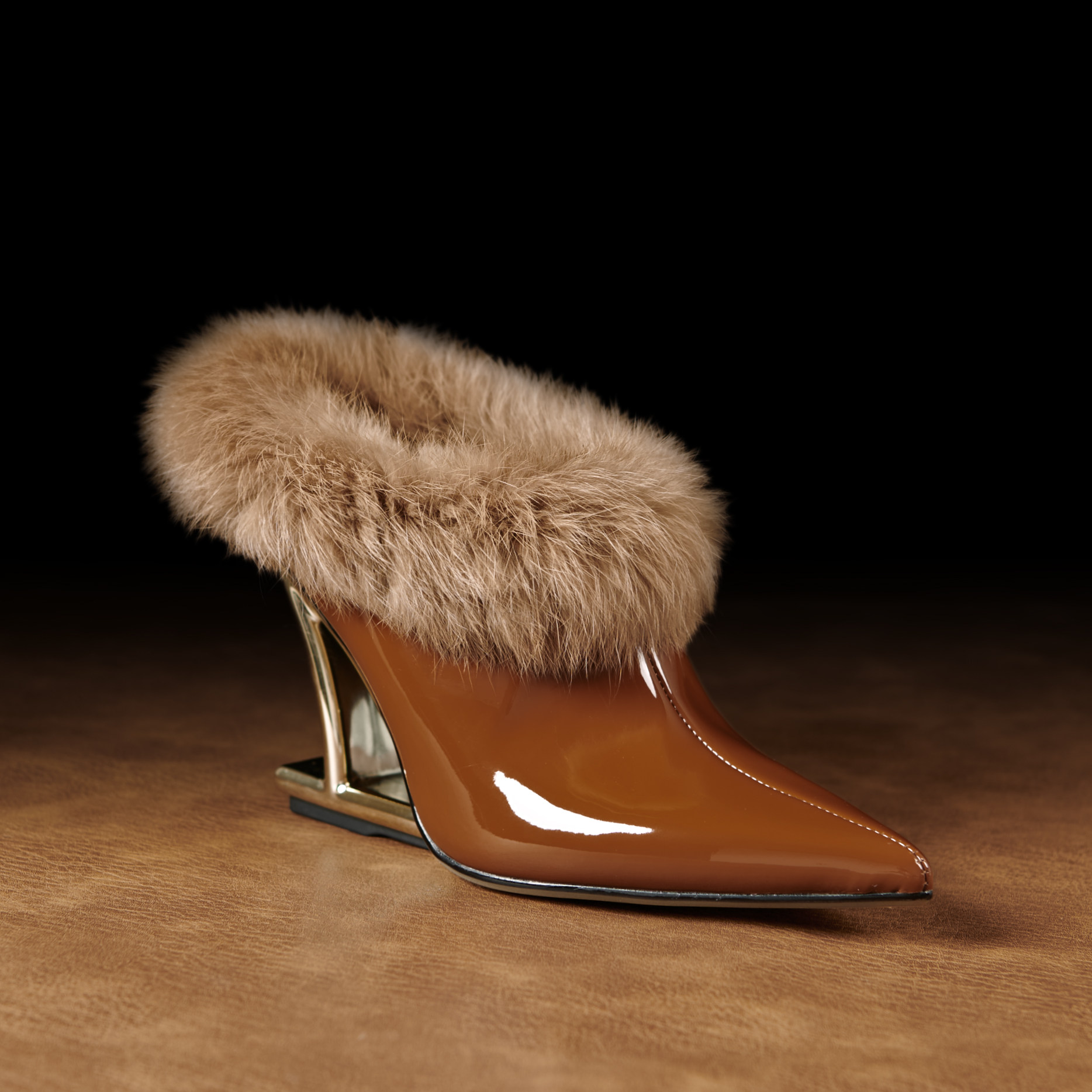 34-39/跟高8cm/黑棕红/新款尖头高跟坡跟时装獭兔毛单鞋870